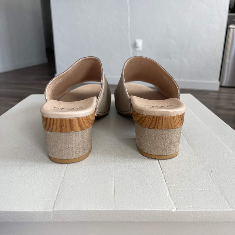 Dansko Sandals. Size 42 - Picture 6 of 8